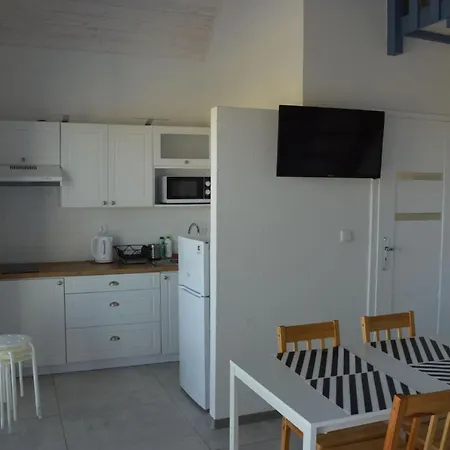 Holiday home Repos *